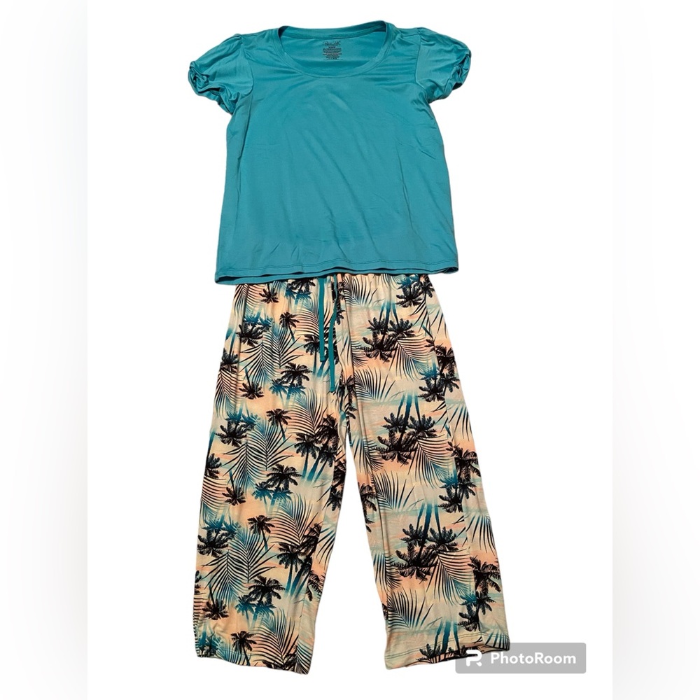Soft Tropical Sleepwear
